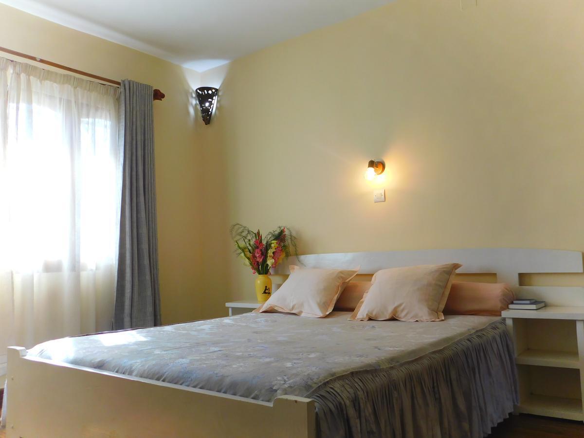 Antsirabe Hotel Экстерьер фото